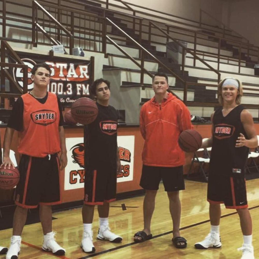 Meet your Posher, Justin